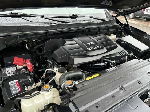 Used 2021 Nissan Titan SV w/ SV Convenience Package AWD/4WD image 24