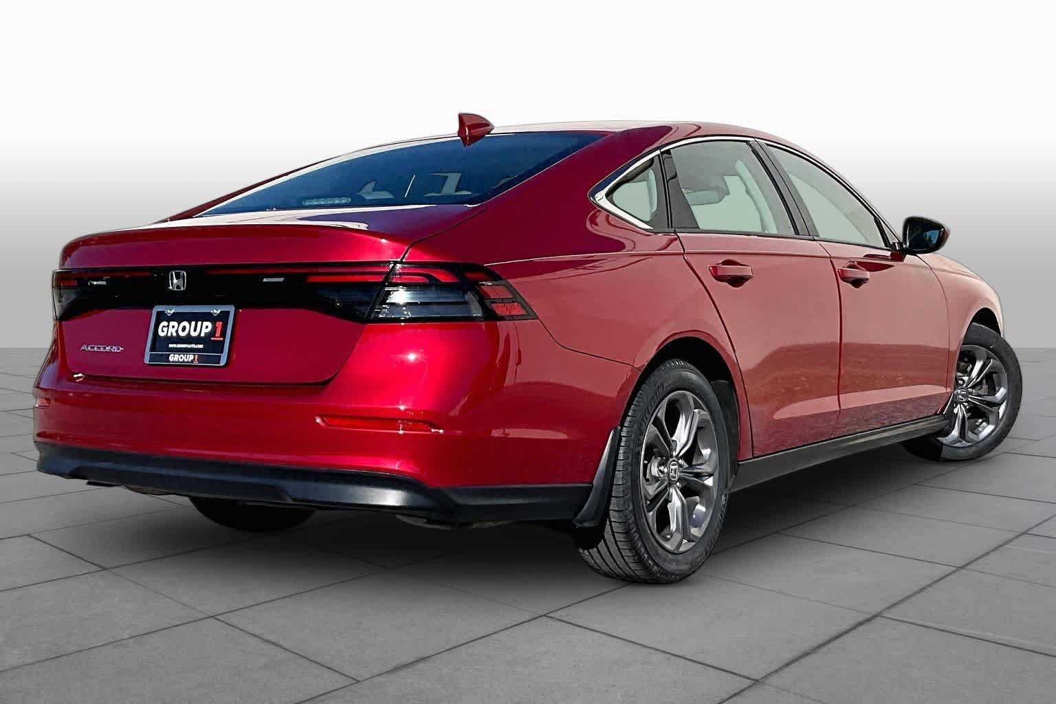 Used 2023 Honda Accord EX image 12
