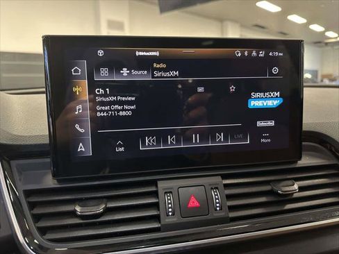 Used 2024 Audi Q5 2.0T Premium image 25