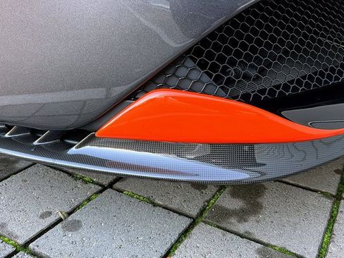 Used 2022 Ferrari SF90 Stradale image 10