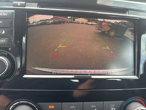 Used 2019 Nissan Rogue S image 14