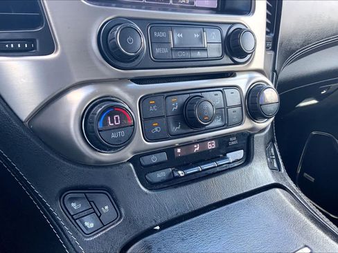 Used 2018 GMC Yukon Denali w/ Denali Ultimate Package AWD/4WD image 36