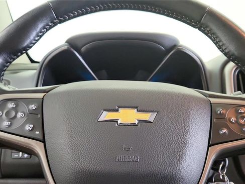 Used 2022 Chevrolet Colorado Z71 w/ Trail Boss Package AWD/4WD image 25