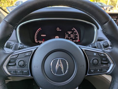 Used 2024 Acura MDX SH-AWD w/ Advance Package image 25