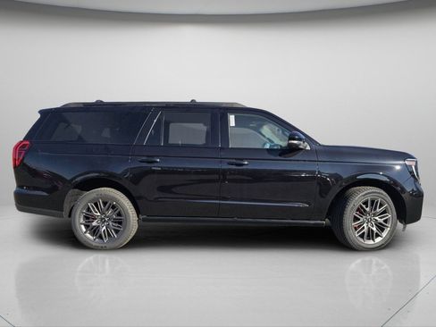 New 2025 Ford Expedition Max Platinum w/ Stealth Performance Package image 25