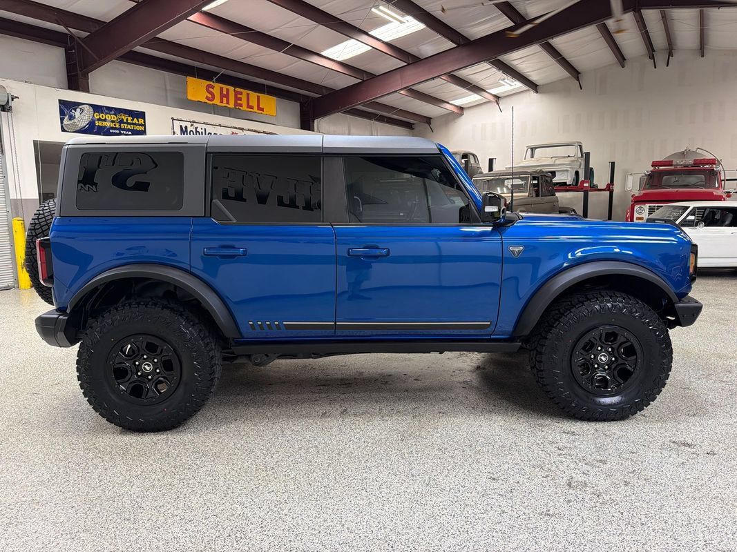 Used 2021 Ford Bronco First Edition AWD/4WD image 9