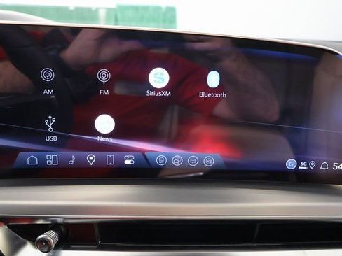 New 2026 Cadillac Lyriq V image 21