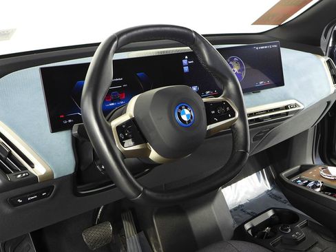 Certified 2023 BMW iX xDrive50 image 30