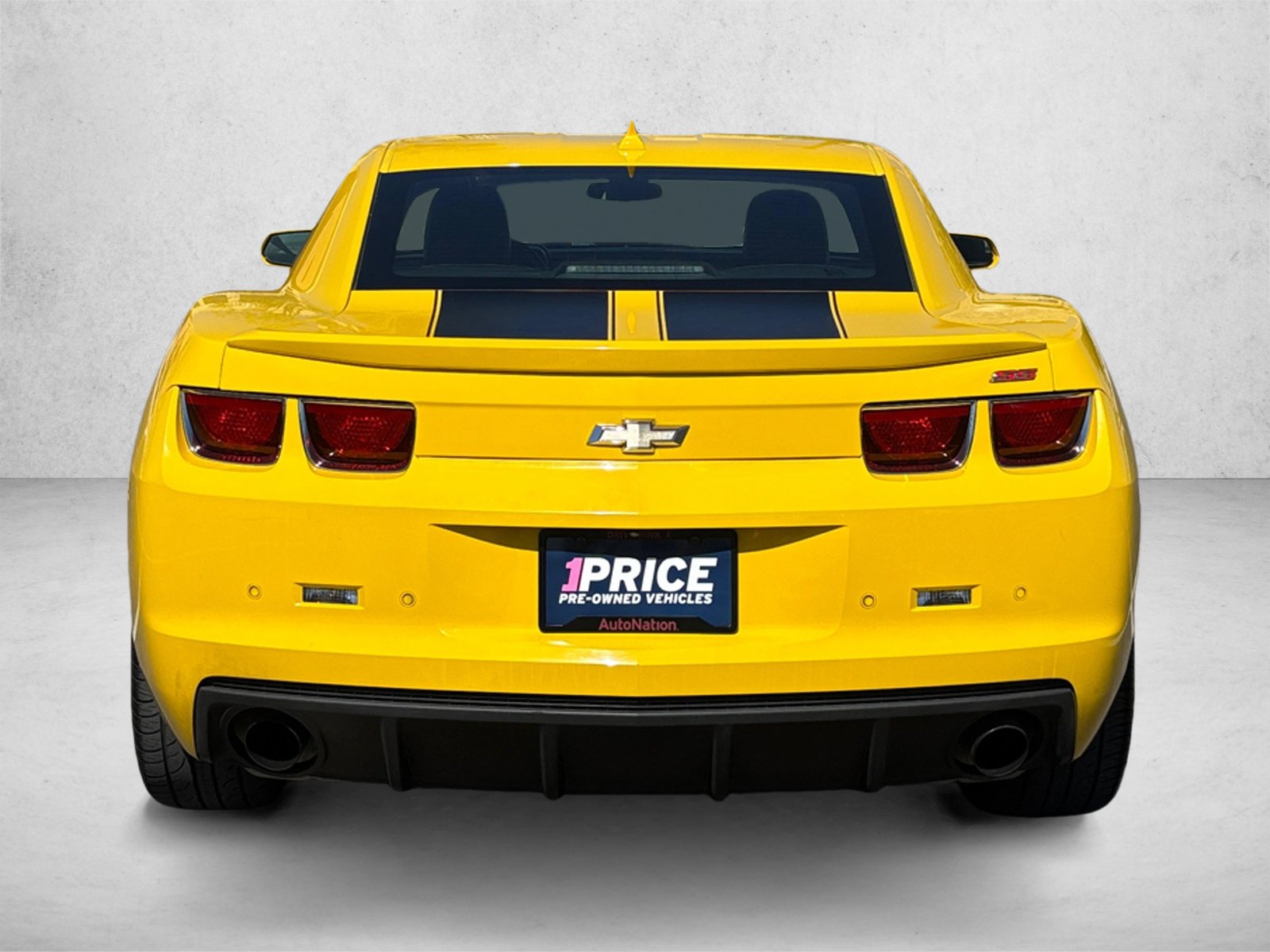 Used 2013 Chevrolet Camaro SS w/ RS Package RWD image 6