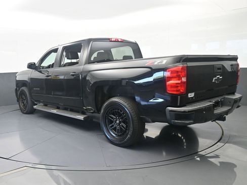 Used 2018 Chevrolet Silverado 1500 LT w/ All Star Edition AWD/4WD image 4
