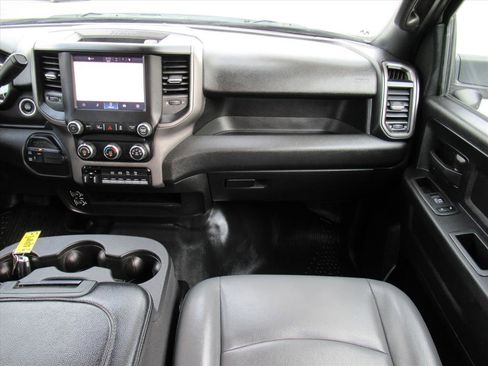Used 2022 RAM 3500 Tradesman w/ Safety Group image 16