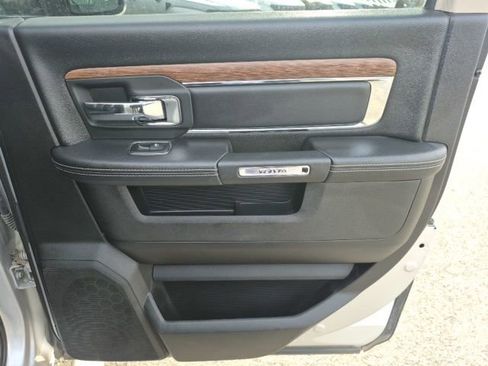 Used 2017 RAM 1500 Laramie w/ Convenience Group image 16