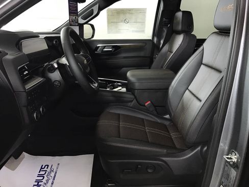 New 2026 Chevrolet Suburban High Country w/ Sun And Tow Package image 10