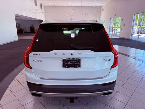 Used 2017 Volvo XC90 T6 Inscription w/ Vision Package image 6