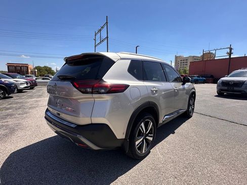Certified 2023 Nissan Rogue SL w/ SL Premium Package FWD image 6