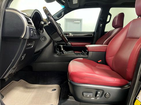 Used 2022 Lexus GX 460 Premium w/ Premium Package image 10