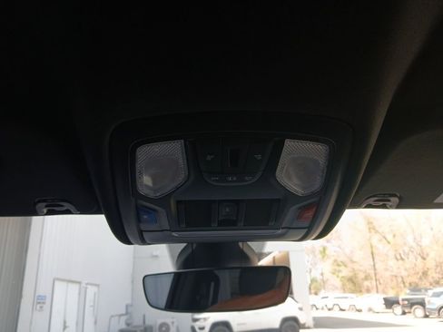 Used 2022 RAM 1500 Lone Star AWD/4WD image 22