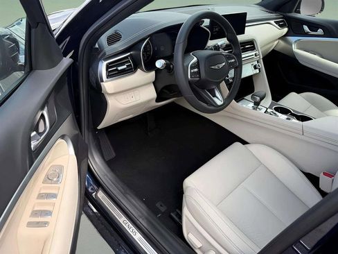 New 2026 Genesis G70 2.5T image 9
