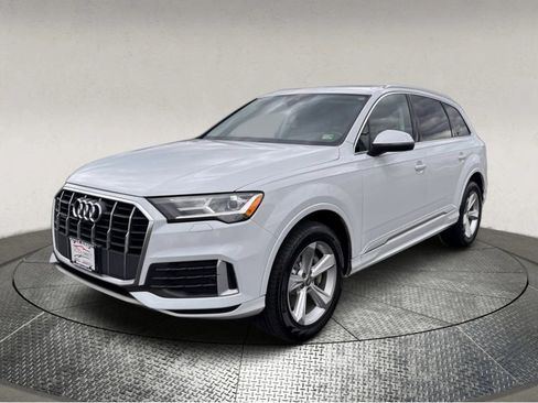 Used 2020 Audi Q7 2.0T Premium w/ Convenience Package image 3