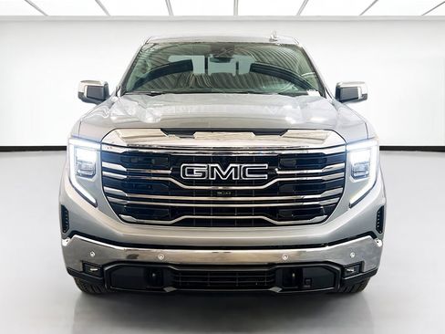 Used 2024 GMC Sierra 1500 SLT w/ SLT Premium Plus Package AWD/4WD image 2