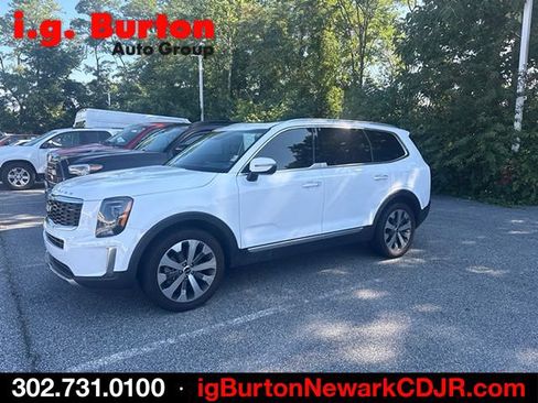 Used 2022 Kia Telluride S AWD/4WD image 3