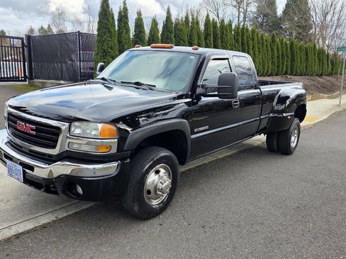 Used 2006 GMC Sierra 3500 SLE image 1