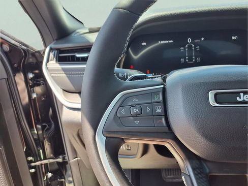 New 2026 Jeep Grand Cherokee L 4WD image 23