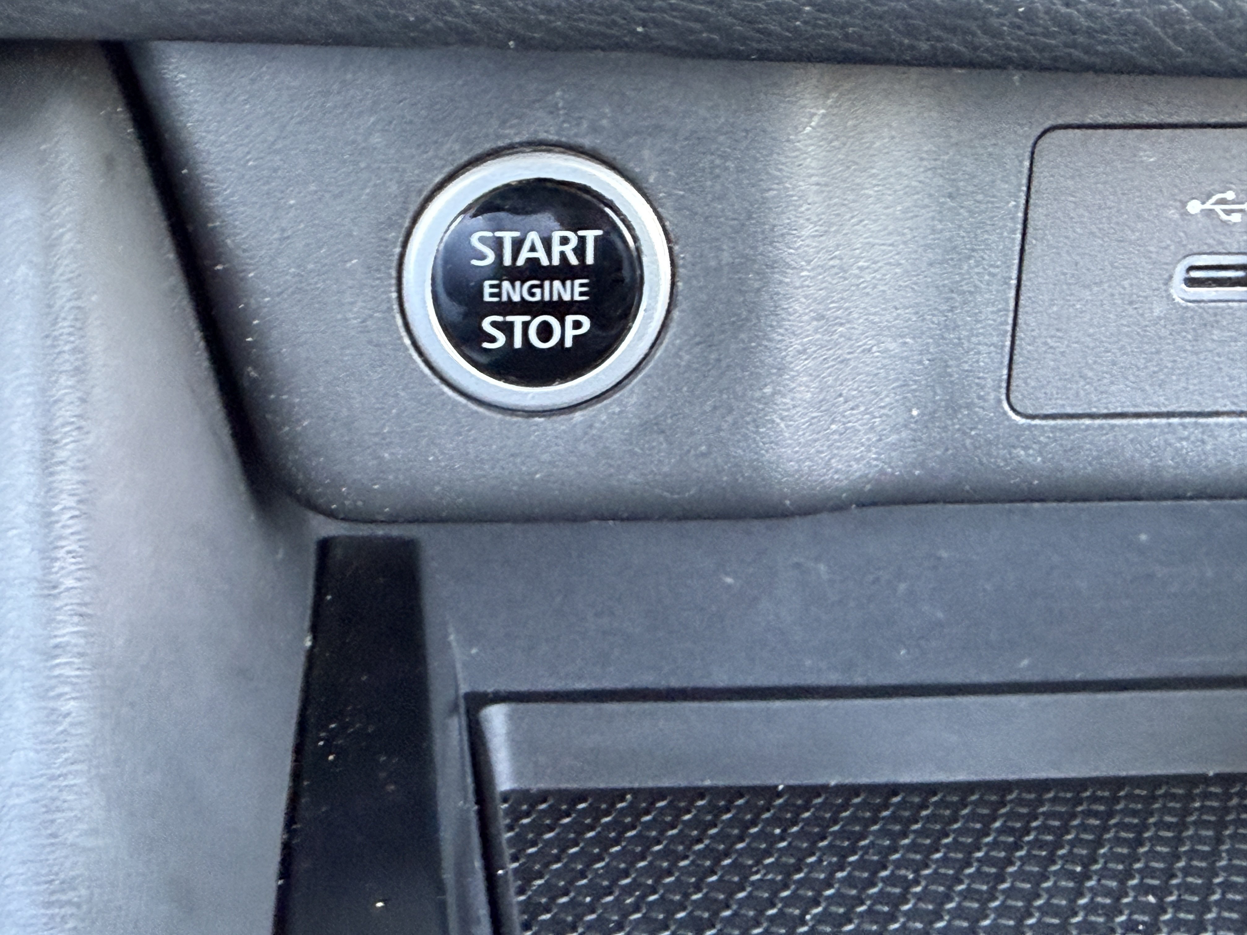 Used 2021 Nissan Rogue SL FWD image 26