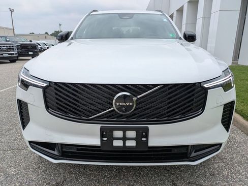 New 2026 Volvo XC90 T8 Ultra w/ Protection Package Premier AWD/4WD image 9