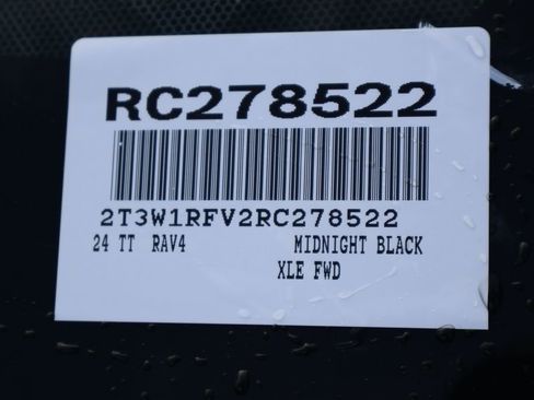 Used 2024 Toyota RAV4 XLE image 7