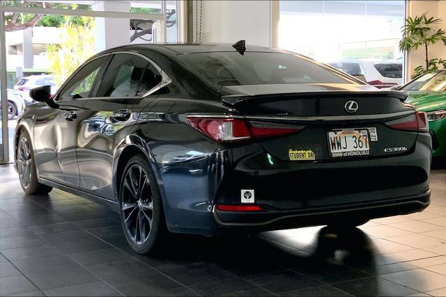 Used 2023 Lexus ES 300h F Sport FWD image 5