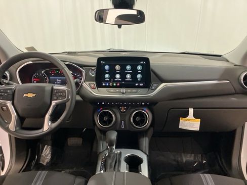 New 2025 Chevrolet Blazer LT w/ Driver Confidence Package image 28