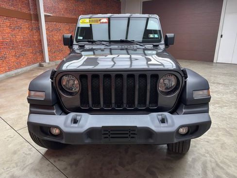 Used 2021 Jeep Wrangler Unlimited Sport image 9
