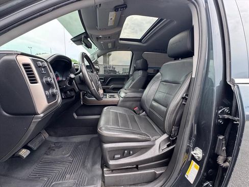 Used 2018 GMC Sierra 1500 Denali w/ Denali Ultimate Package AWD/4WD image 17