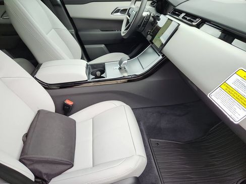 New 2026 Land Rover Range Rover Velar S AWD/4WD image 3