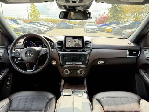 Used 2018 Mercedes-Benz GLS 450 4MATIC image 21