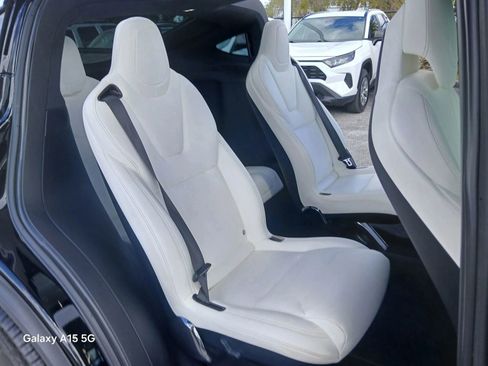 Used 2019 Tesla Model X 100D image 16