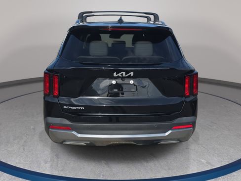 Used 2025 Kia Sorento S w/ Panoramic Sunroof Package FWD image 6