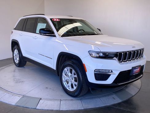 Used 2023 Jeep Grand Cherokee Limited RWD image 7