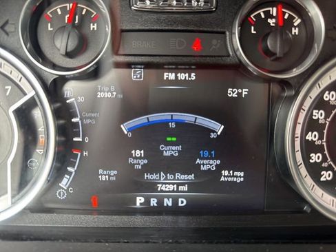 Used 2018 RAM 1500 Big Horn image 28