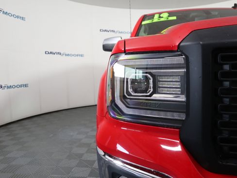 Used 2014 GMC Sierra 1500 SLT w/ Suspension Package, Off-Road image 3