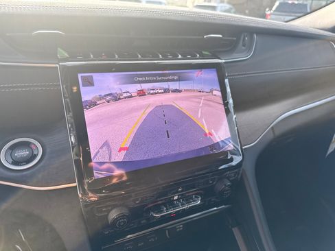 New 2025 Jeep Grand Cherokee L Limited w/ MOPAR Finishing Package image 24