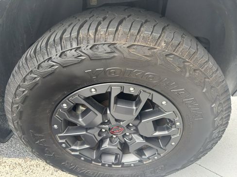 Used 2022 Nissan Frontier PRO-4X w/ Pro-4X Premium Package AWD/4WD image 4