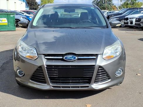 Used 2012 Ford Focus SEL w/ SEL/Titanium Winter Pkg FWD image 8