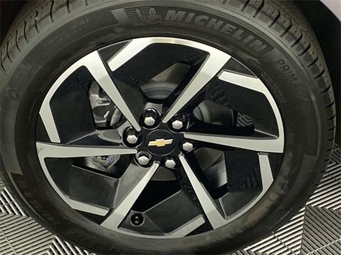 Used 2024 Chevrolet Equinox EV LT image 29