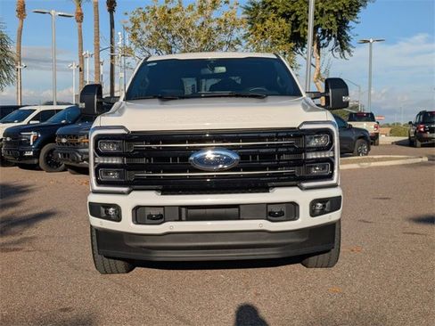 Used 2025 Ford F250 Platinum w/ FX4 Off-Road Package image 9