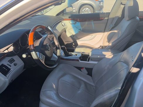 Used 2010 Cadillac CTS Luxury image 7