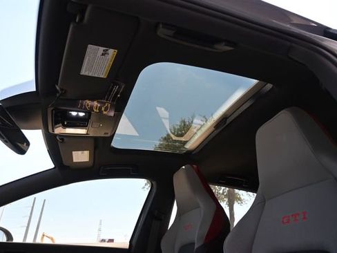 New 2025 Volkswagen GTI SE FWD image 18