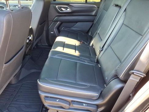 Used 2021 GMC Yukon SLT image 13