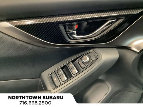 Used 2018 Subaru Crosstrek 2.0i Limited AWD/4WD image 17